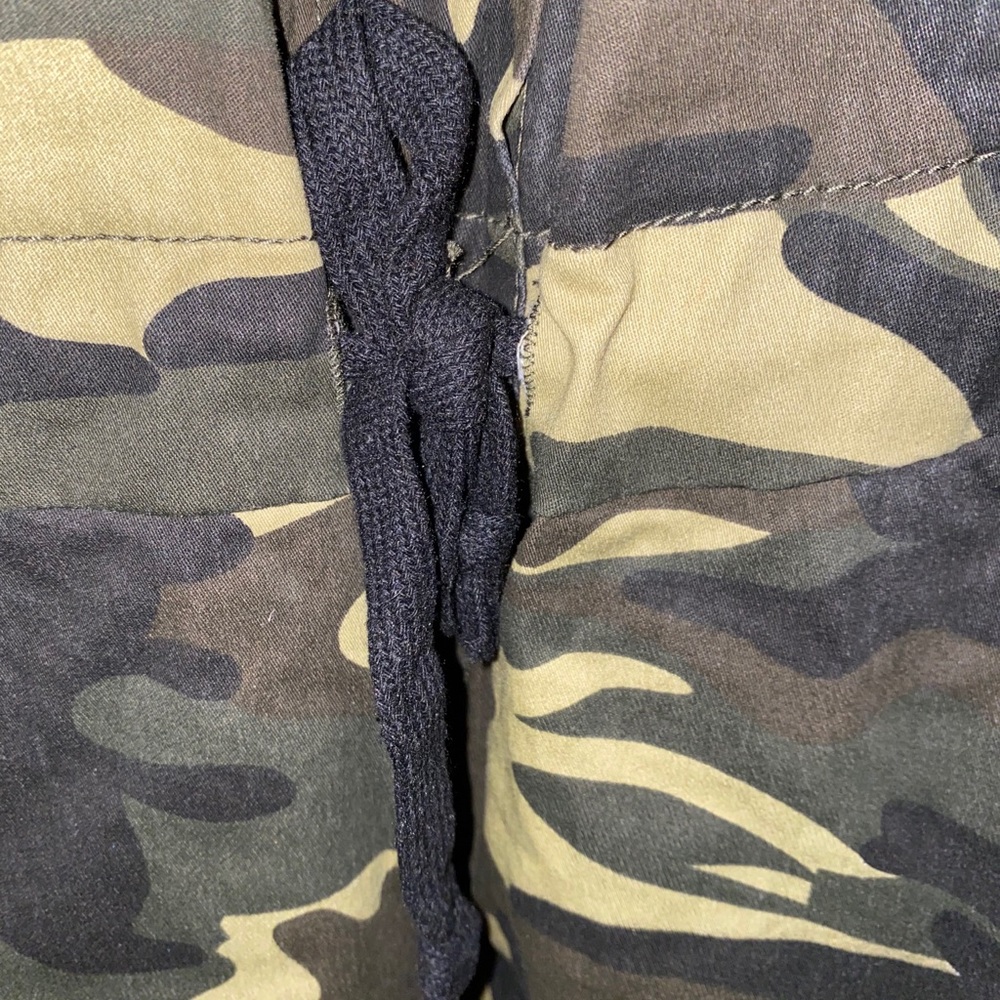 Jumper - Picture 6 of 6